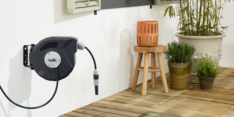 909 Outdoor Tuinslang met Haspel