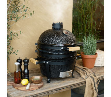 909 Outdoor Kamado BBQ.