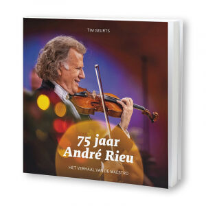 Het boek 75 jaar André Rieu. 