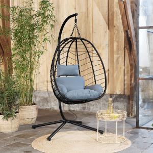 Lifa Garden Hangstoel met Standaard.