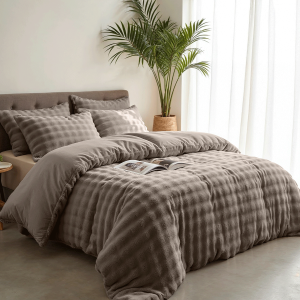 Sleeptime Teddy Pom Pom Dekbedovertrekset in taupe.