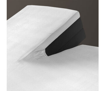 De SleepMed Splittopper Hoeslakens in de kleur wit.