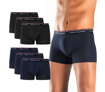De 3-Pack Tommy Hilfiger Boxers zijn verkrijgbaar in zwart en marineblauw. De 3-Pack Tommy Hilfiger Boxers zijn verkrijgbaar in zwart en marineblauw.