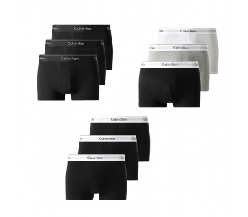 De 3-Pack Calvin Klein Heren Boxers zijn verkrijgbaar in verschillende kleuren. De 3-Pack Calvin Klein Heren Boxers zijn verkrijgbaar in verschillende kleuren.