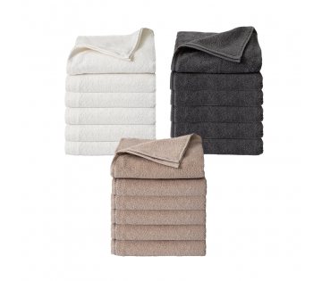 De set van 3 Ten Cate 100% Katoenen Handdoeken is verkrijgbaar in 3 kleuren.