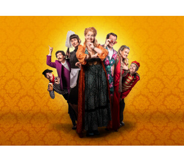 Hilke Bierman, Peggy Vrijens en Stijn Schootstra - Hotel vol Liefde in Winschoten