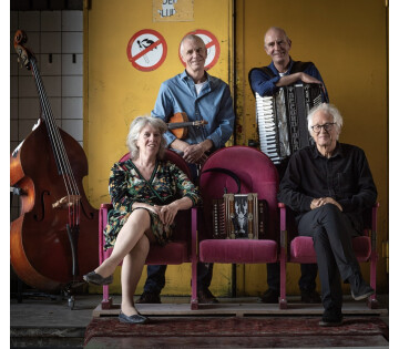 Marjolein Meijers - Vrienden van Jan hebben een Rot middag in Noordwoldefr