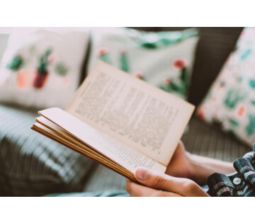 Jonge Ouders Boekenclub in Hoogkerk