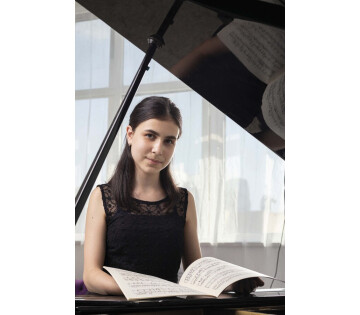 Alexandra Dovgan - Schubert, Franck, Prokofjev in Groningen