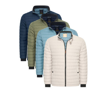 De Mario Russo Wave Jas is verkrijgbaar in donkerblauw, olijfgroen, lichtblauw en beige. 