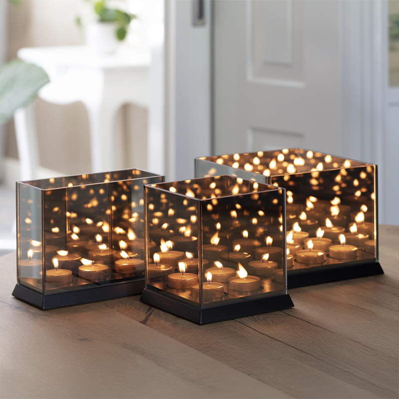 De Lifa Living Kaarsenhouder met Spiegelglas.
